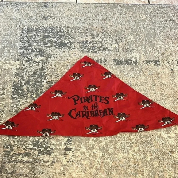 Pirates of the Caribbean Bandana Handkerchief Mickey Disney Tie Wrap - Picture 1 of 4
